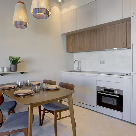 Jessicannes - Alba - Et Palais Des Festival A Pied * 칸느