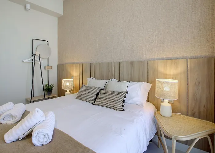 Jessicannes - Alba - Et Palais Des Festival A Pied كان